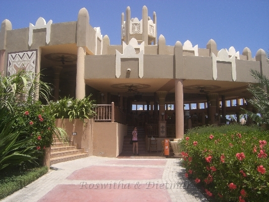 28 CIMG7187.JPG - Restaurant Mambana - 2.Fruehstueck / Mittagsbuffet / Nachmittags-Snack