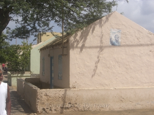 CIMG7130.JPG - der Fussballclub von Sal